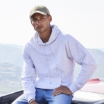 SUDADERA CON CAPUCHA LIGERA UNISEX
