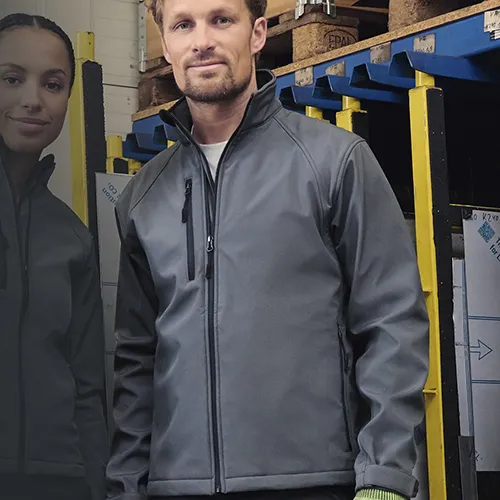 CHAQUETA SOFTSHELL HOMBRE